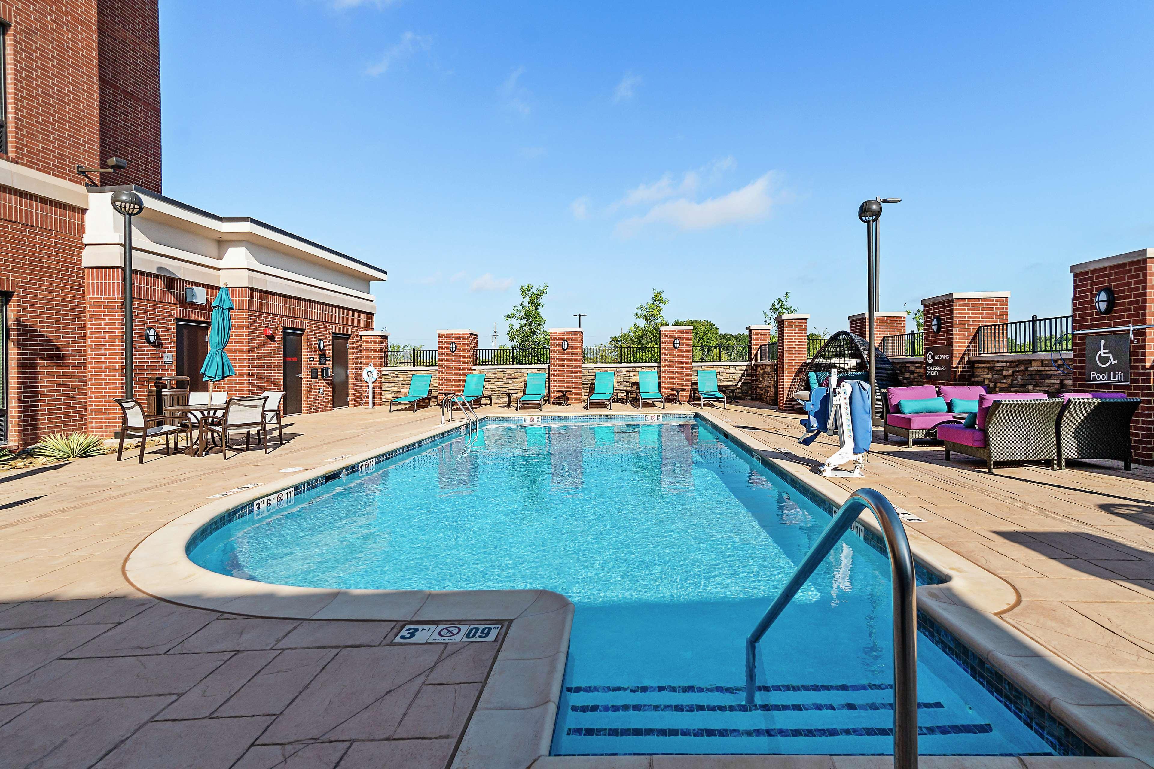 Hilton Garden Inn Edmond/Oklahoma City North Exterior foto